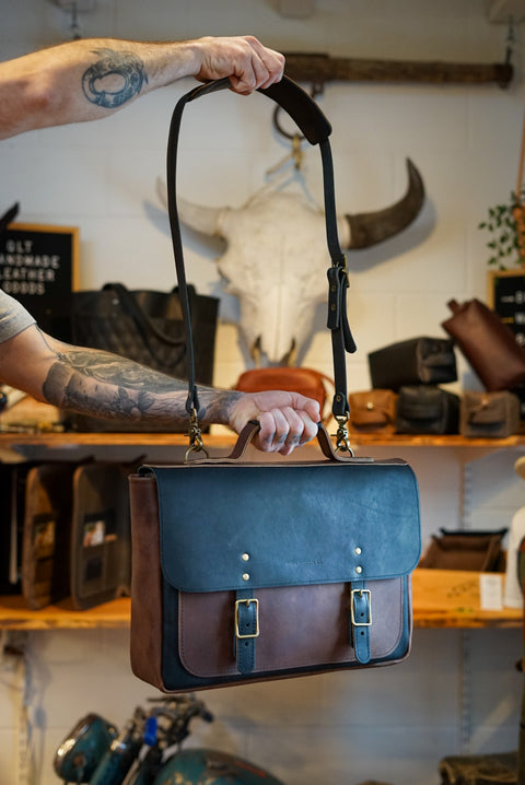 16" Messenger Bag (Two Tone: Dark Amber Harness + Flat Black Accents)