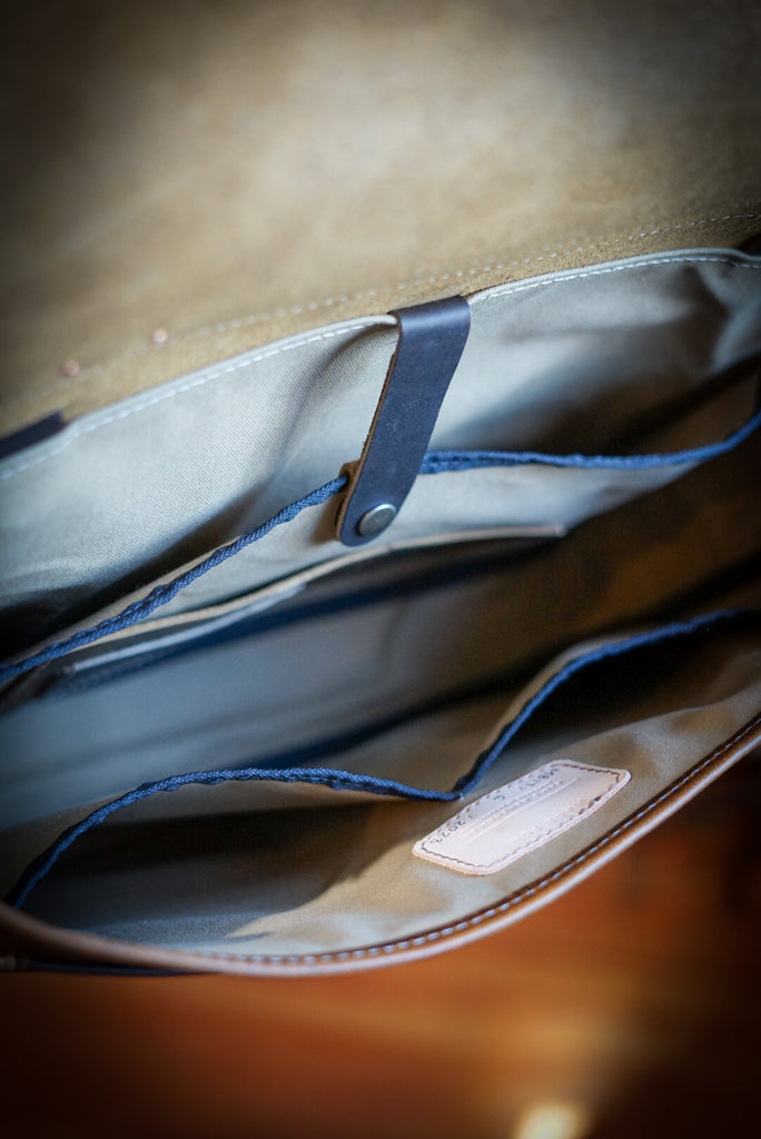 17" Messenger Bag (Two Tone: Vintage "Honey Brown" + Dark "Carob" Brown)
