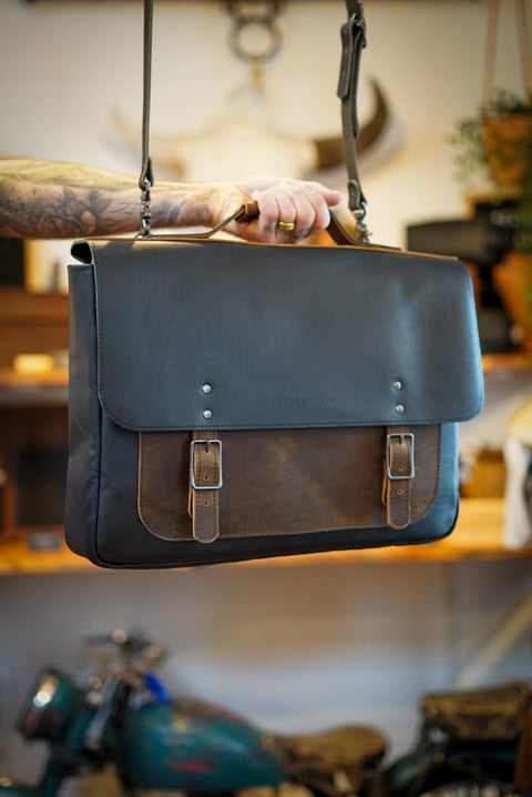 18" Messenger Bag (Black + Water Buffalo Brown)