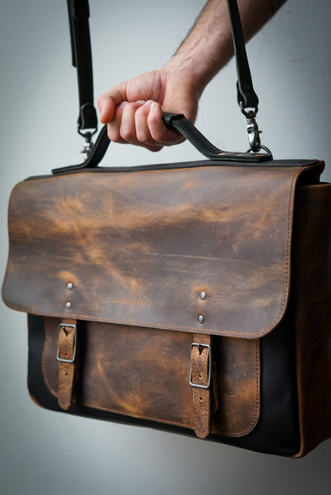 18" Messenger Bag (Two Tone: Bighorn Golden + Flat Black Accents)