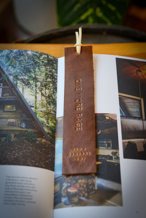 Bookmark (Golden Maple Brown)