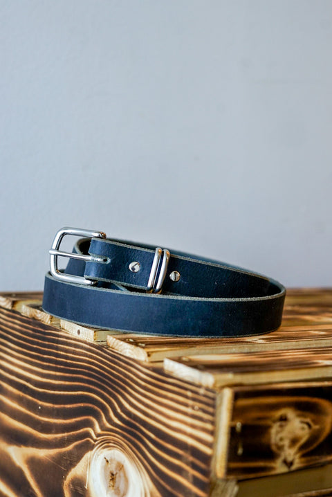 Womens: 1" Water Buffalo: Dress Belt (Black + Nickle Hardware)