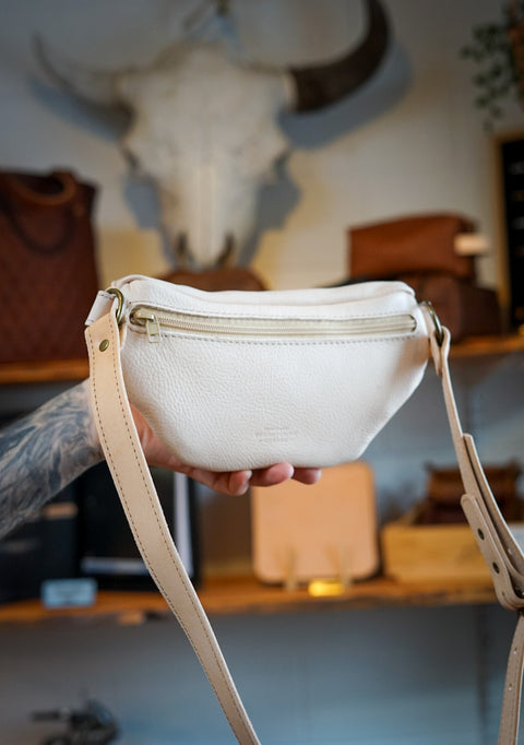 Fanny Pack (Diamond Stitch: Natural Veg Tan)