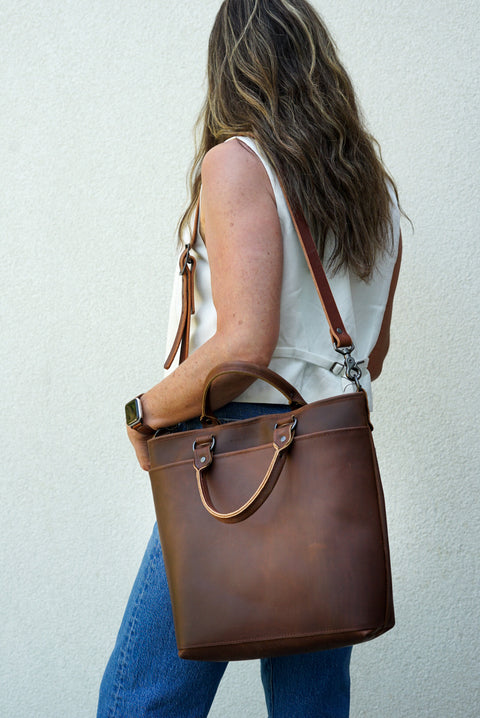 Handbag (Dark Amber Harness)