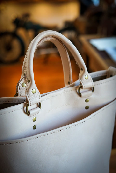 Handbag (Natural Veg Tan)