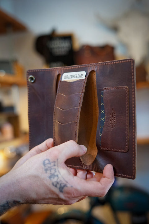 Trifold Long Wallet (Hardtimes Brown)