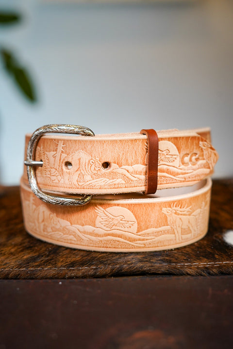 1.5" (Wildlife Embossed Veg Tan Belt + Western Buckle)