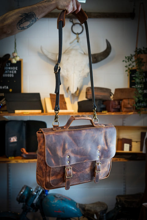 16" Messenger Bag ("Hardtimes" Brown)