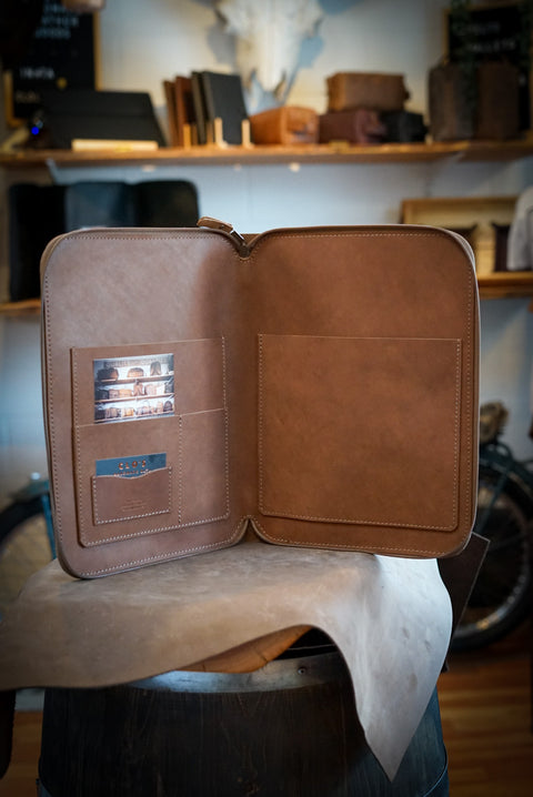 Padfolio (Tan)