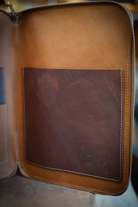 Padfolio (Two-Tone Pebble Brown)