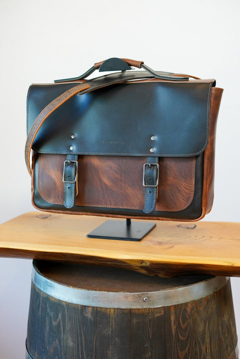 16" Messenger Bag (Two Tone: Cigar Black + Cinnamon Brown)