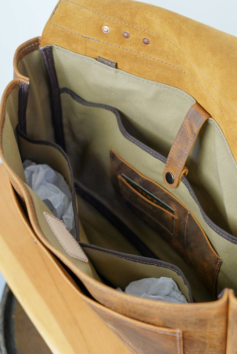 18" Messenger Bag (Old Soul Tobacco)