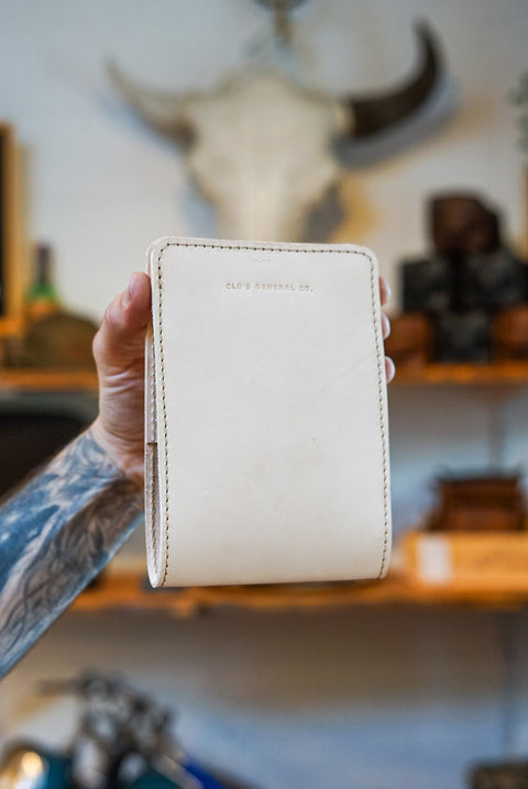 Golf Score Card + Yardage Book Holder (Natural Veg Tan)
