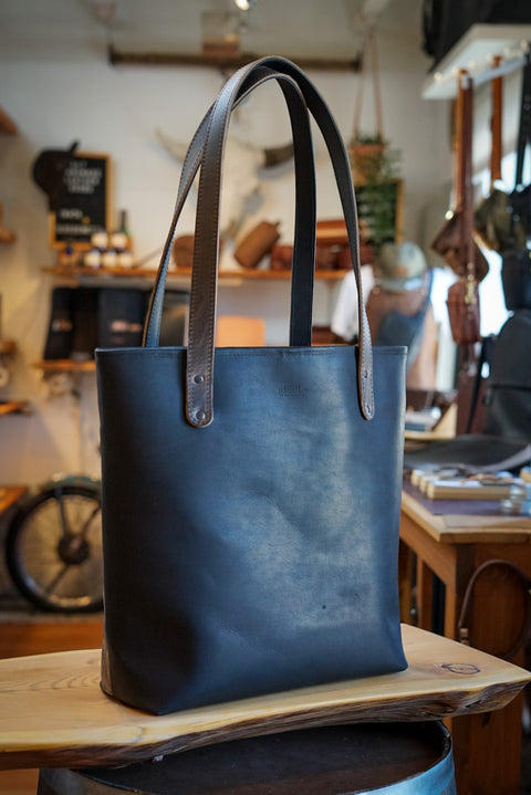 Tote Bag (Diamond Stitch: Flat Black + Hillybilly Sepia)