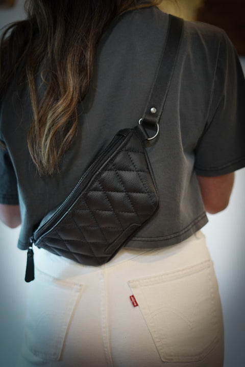 Fanny Pack (Diamond Stitch: Black)