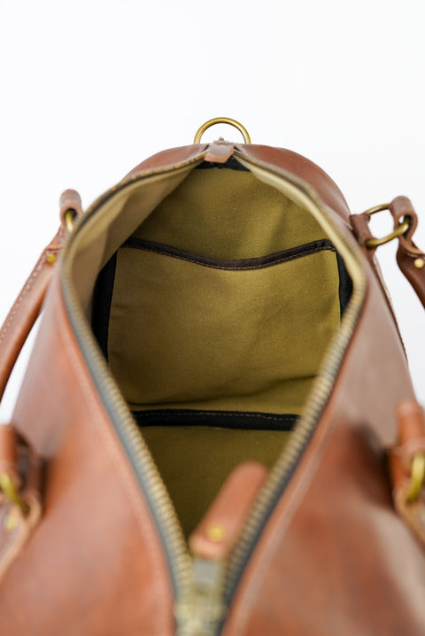 Overnighter Duffle (Dark Amber Whiskey)