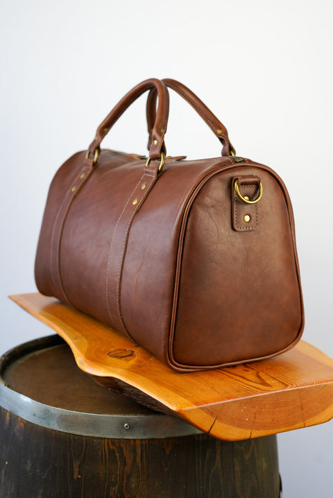 Overnighter Duffle (Dark Amber Whiskey)