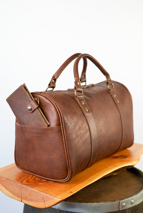 Overnighter Duffle (Dark Amber Whiskey)