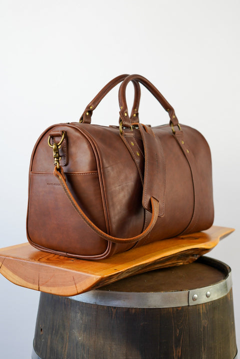 Overnighter Duffle (Dark Amber Whiskey)