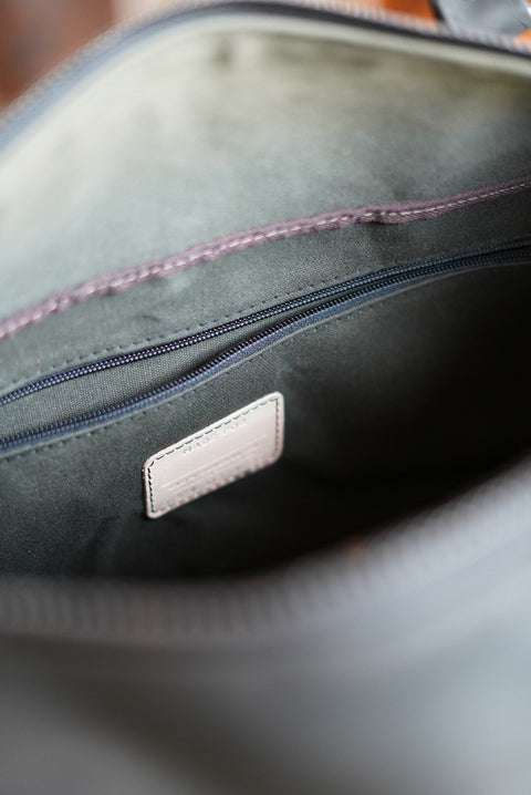 Overnighter Duffle (Nubuck Onyx)
