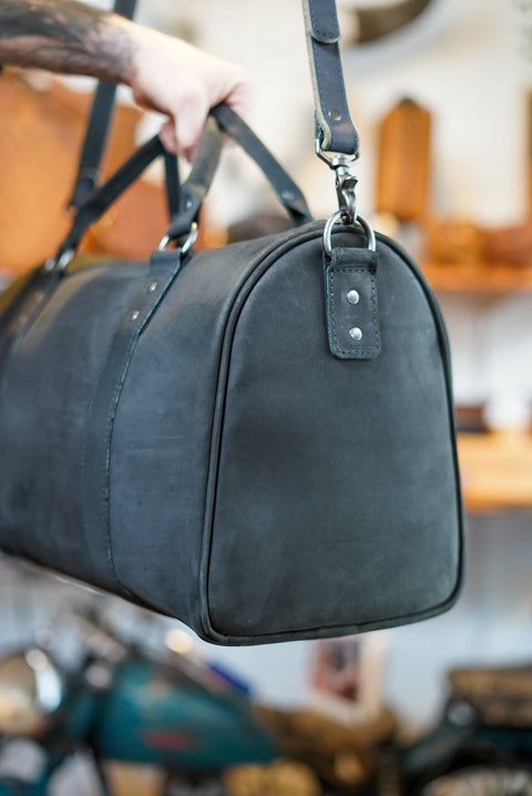Overnighter Duffle (Nubuck Onyx)