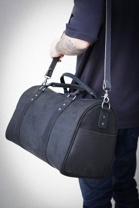 Overnighter Duffle (Nubuck Onyx)