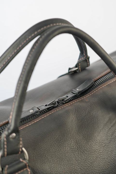 Overnighter Duffle: (Diamond Stitch: Pebbled Mulberry)