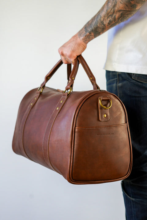 Overnighter Duffle (Dark Amber Whiskey)