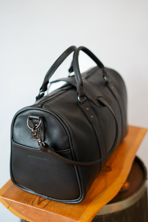 Overnighter Duffle (Pebbled Cigar Black + Contrast Stitch)