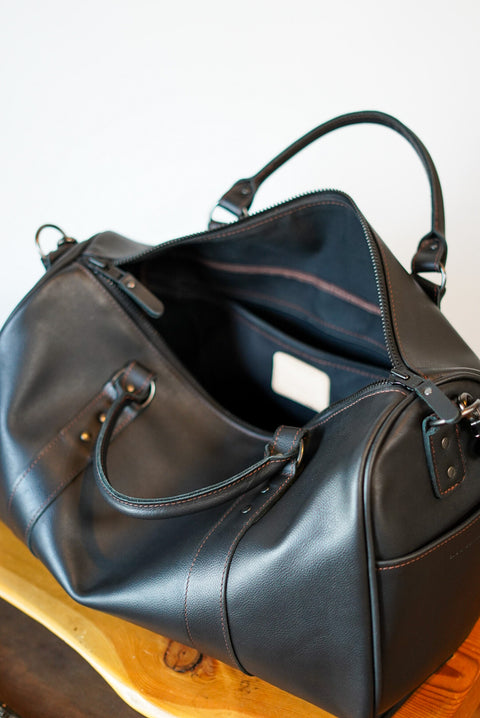 Overnighter Duffle (Pebbled Cigar Black + Contrast Stitch)