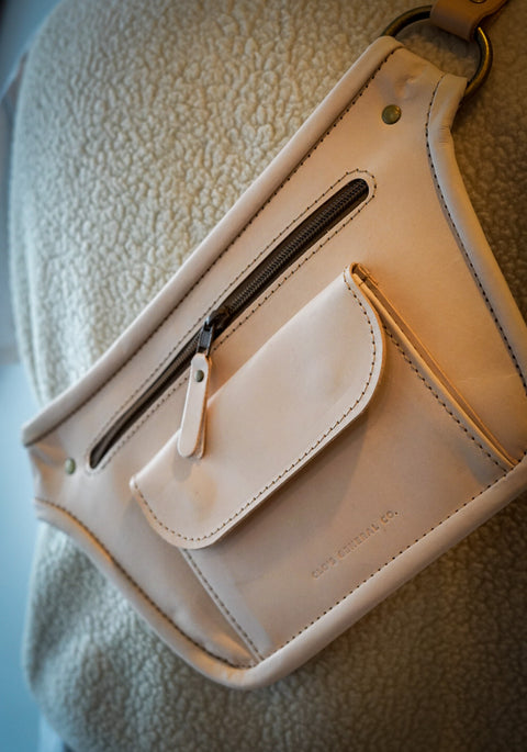 Flat Pack (Natural Veg Tan)