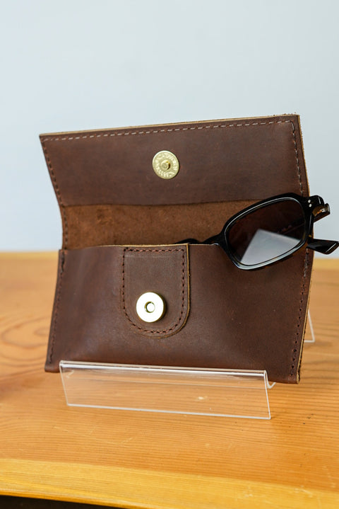 Sunglass Case (Dark Amber Harness)