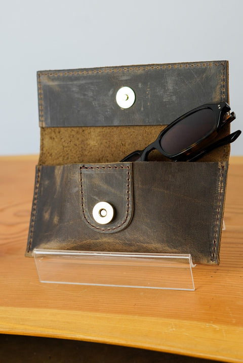 Sunglass Case (Hillbilly Sepia)