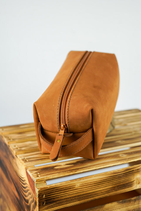 Toiletry Bag (Nubuc Tan)