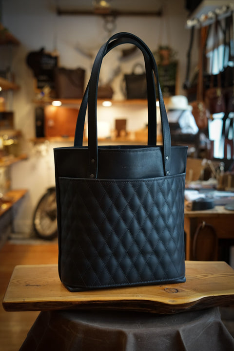 Tote Bag (Diamond Stitch: Flat Black)
